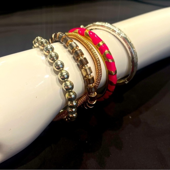3 For $20! Various Bangle Bracelets Gold & Silver Toned Pink Bracelet Set of 6 - Picture 1 of 5